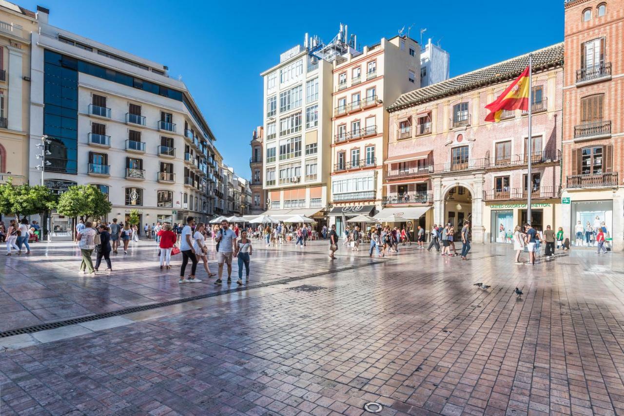 Malaga Centre Apartment With Parking Exterior photo