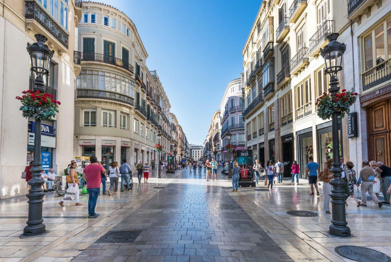 Malaga Centre Apartment With Parking Exterior photo